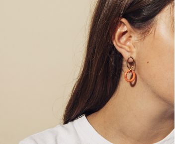 Boucles d'oreilles Bing opaques