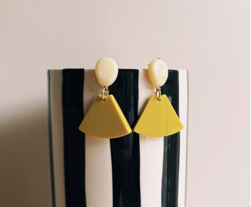 •  Boucles N°01  -  Ivoire anisé