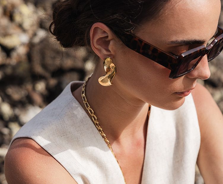 Briseis gold earrings