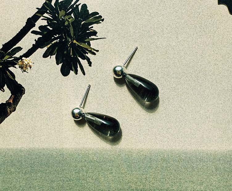 Noko Earrings - Grey